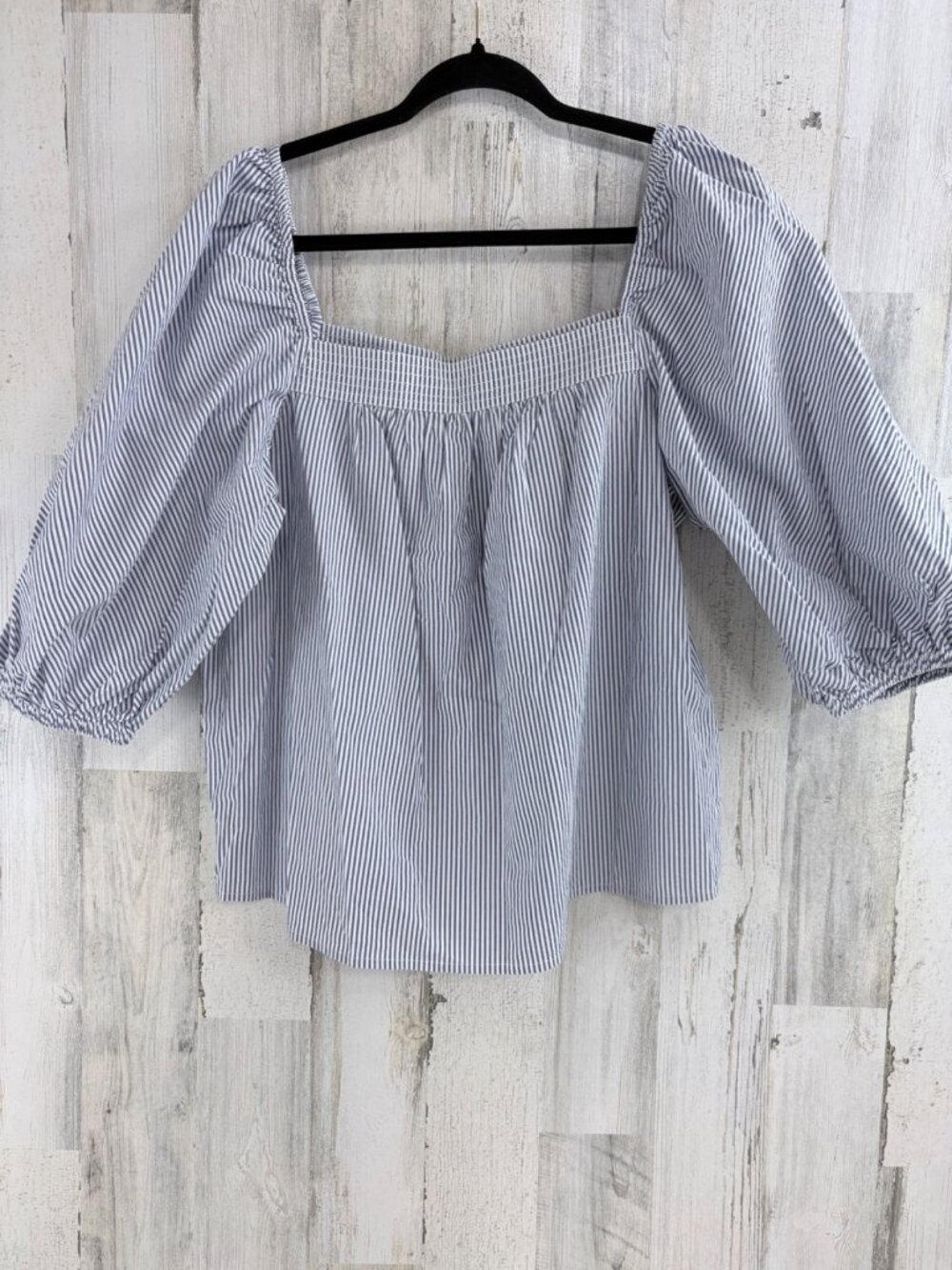 Ann Mashburn Sz L Nicollette Top Blue Stripe Seersucker NWT